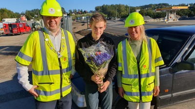 Ordfører og varaordfører åpnet rundkjøringene på Enger