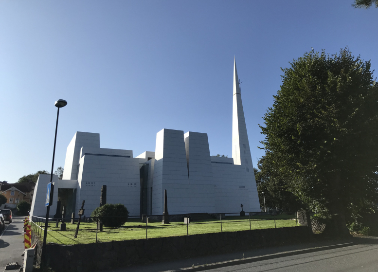 Østre Porsgrunn Kirke 777X559