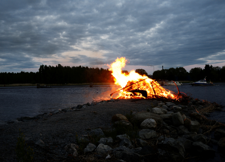 Sankthansbål