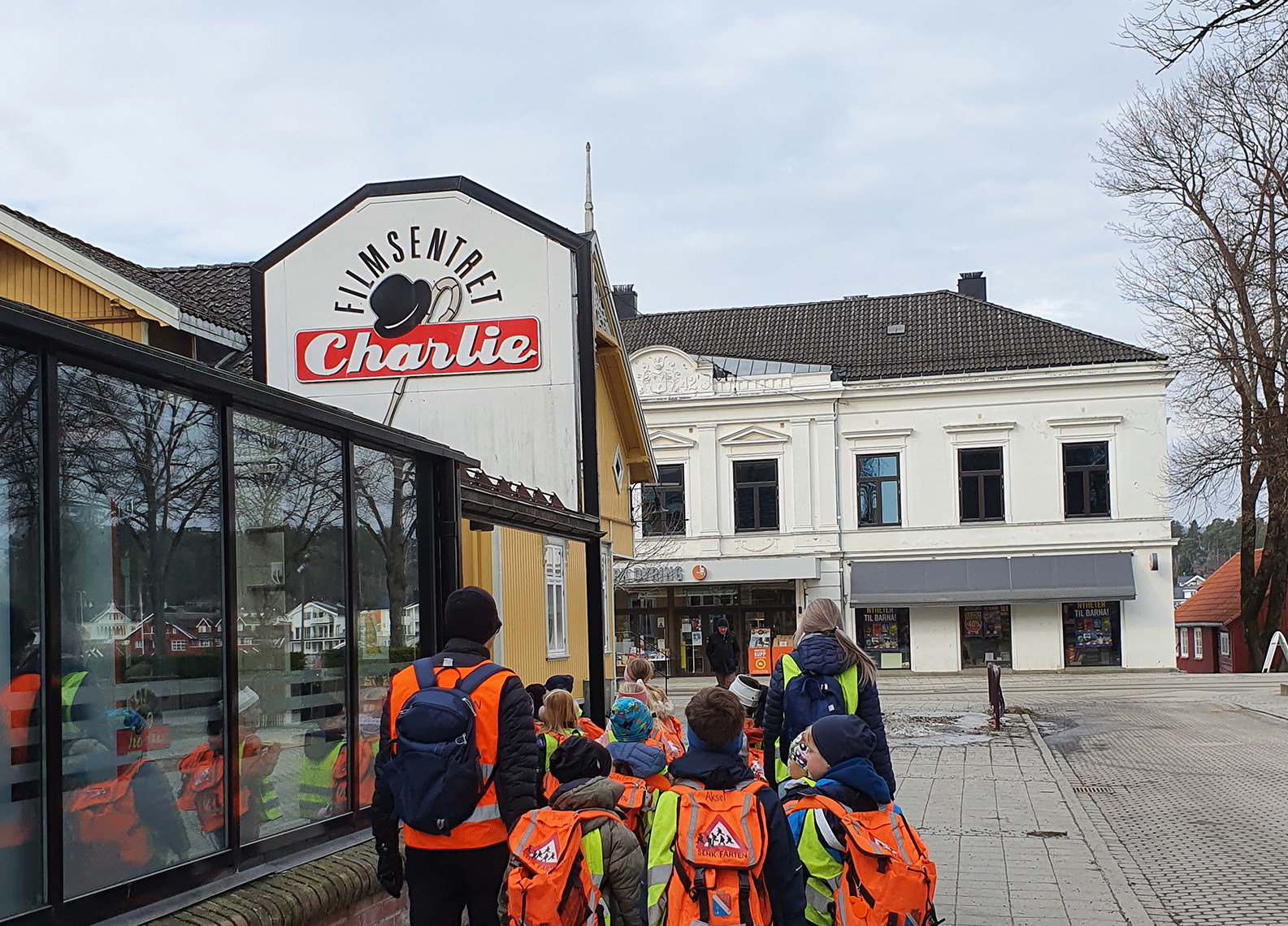 Flere tusen elever på kino