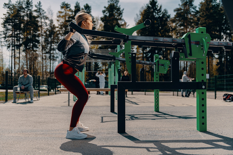 Skal teste ut treningsapparater ute i det fri Foto: Omnigym Norge AS
