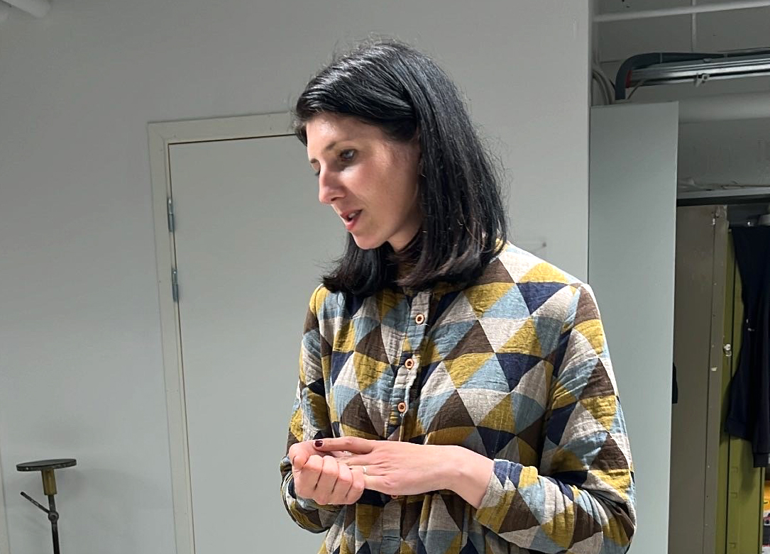 Porsgrunn porselenstipend – kunstner i arbeid