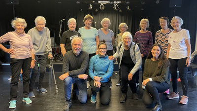 Ga bort penger til treningsgrupper for seniorer