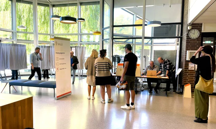 Fra forhåndsstemmingen på biblioteket