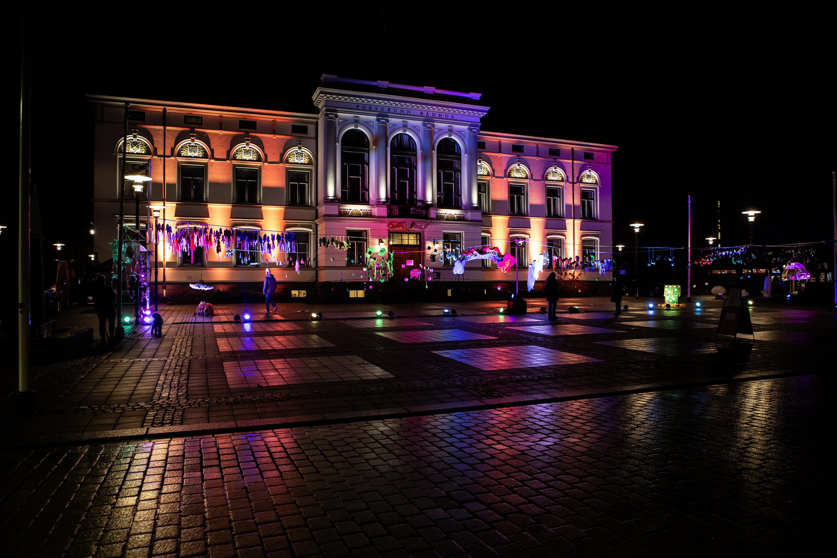 Åpning av utstillingen «Lys i Mørket»