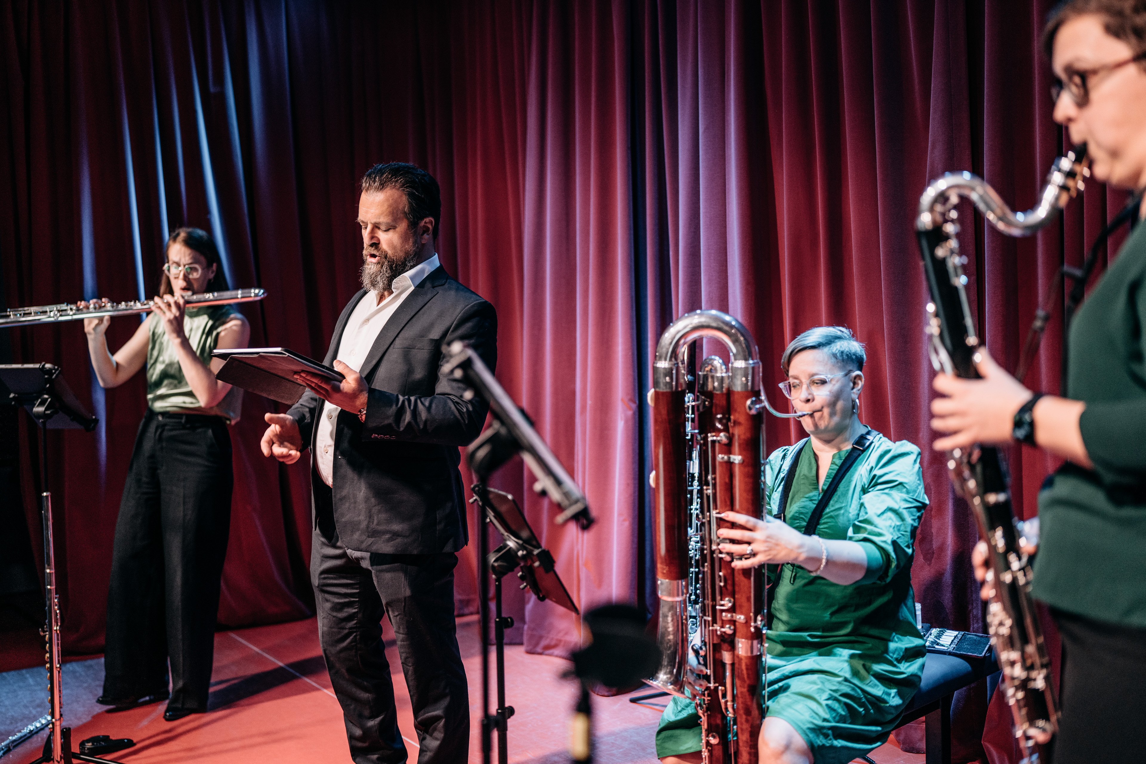 T4 Promobilde Revisit